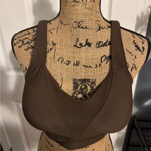 Lululemon Women's Wireless Lightly Padded Sports Bra in Brown